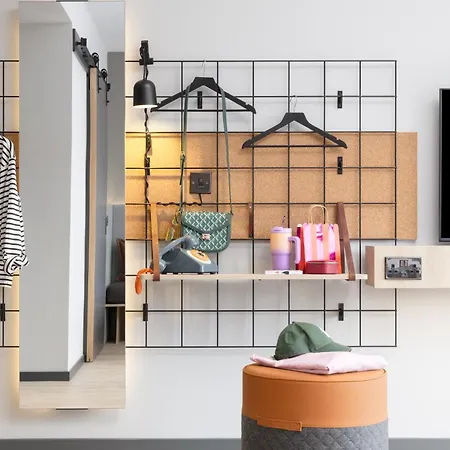 Отель Moxy Корк