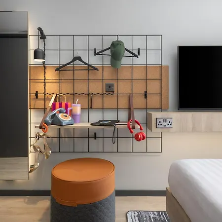 Moxy Hotel 4*