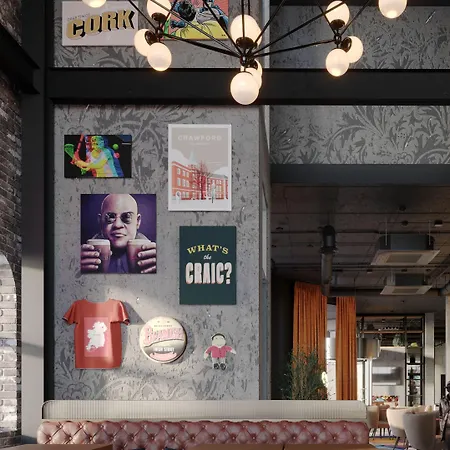 Moxy Отель Корк