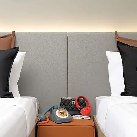 Moxy Hotel 3*
