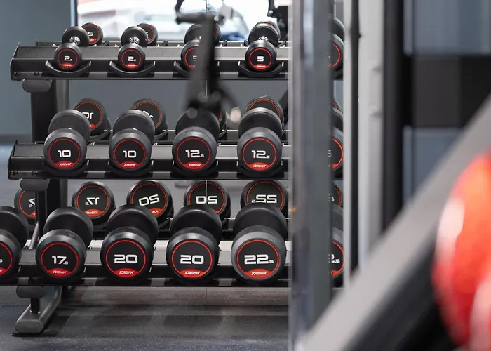 Отель Moxy Корк